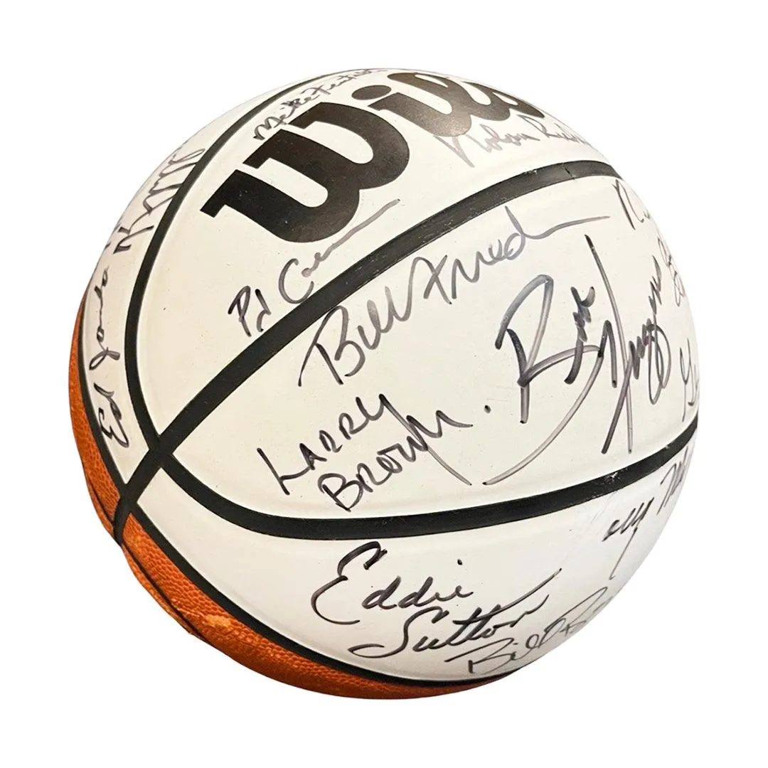 All-Time Great Coaches 27 Signature Wilson Basketball (Beckett)