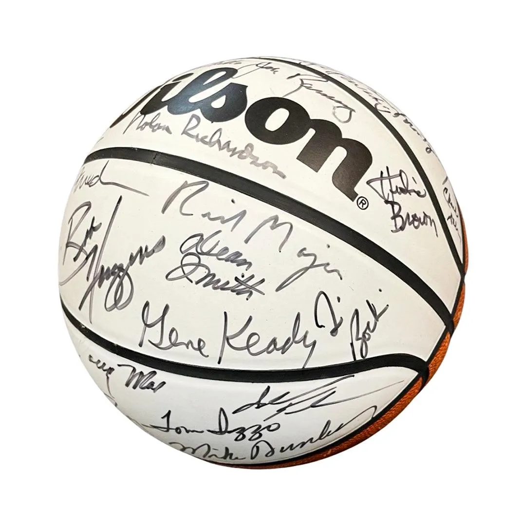 All-Time Great Coaches 27 Signature Wilson Basketball (Beckett)