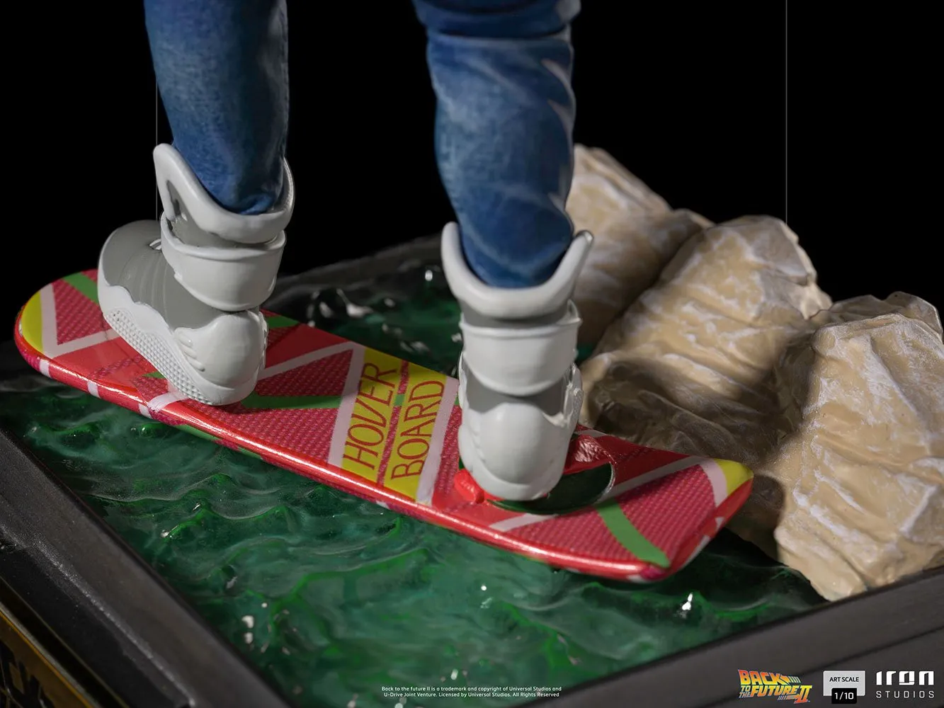 Iron Studios Back to the Future Part II Marty McFly on Hoverboard 1:10 Scale Statue