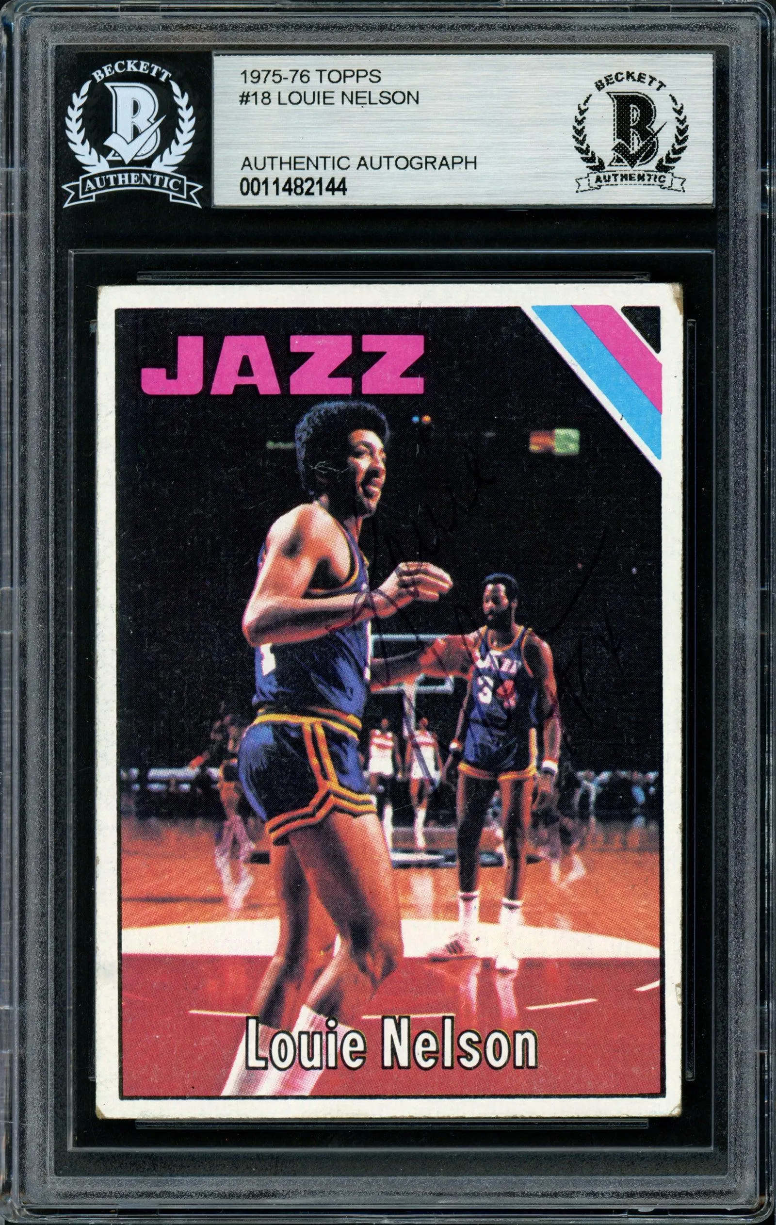 Louie Nelson Autographed 1975-76 Topps Card #18 New Orleans Jazz Beckett BAS #11482144