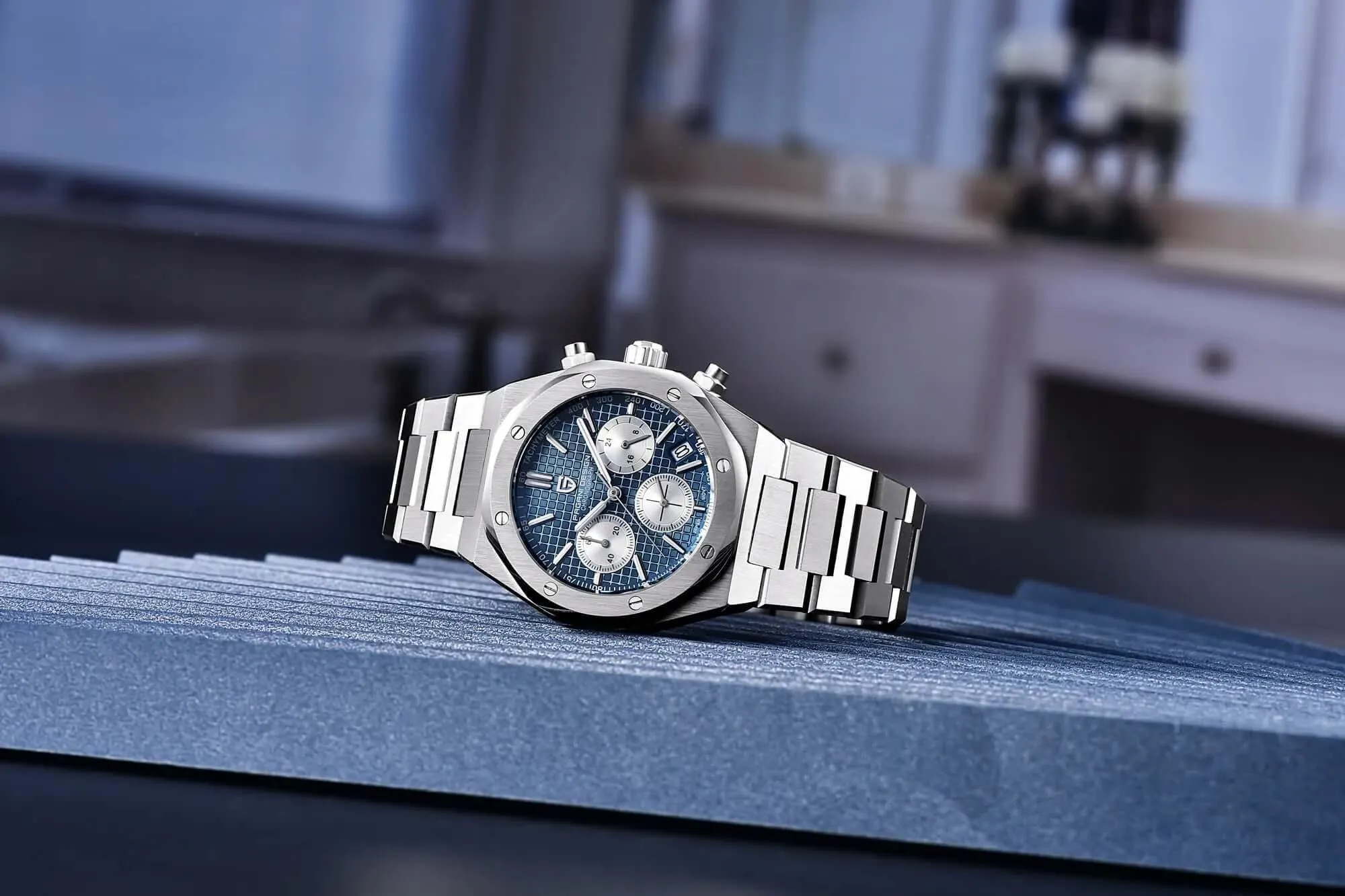 Men's Sapphire Dial Chronograph 200m Waterproof Sports Watch - Ode to Audemars Piguet's Royal Oak