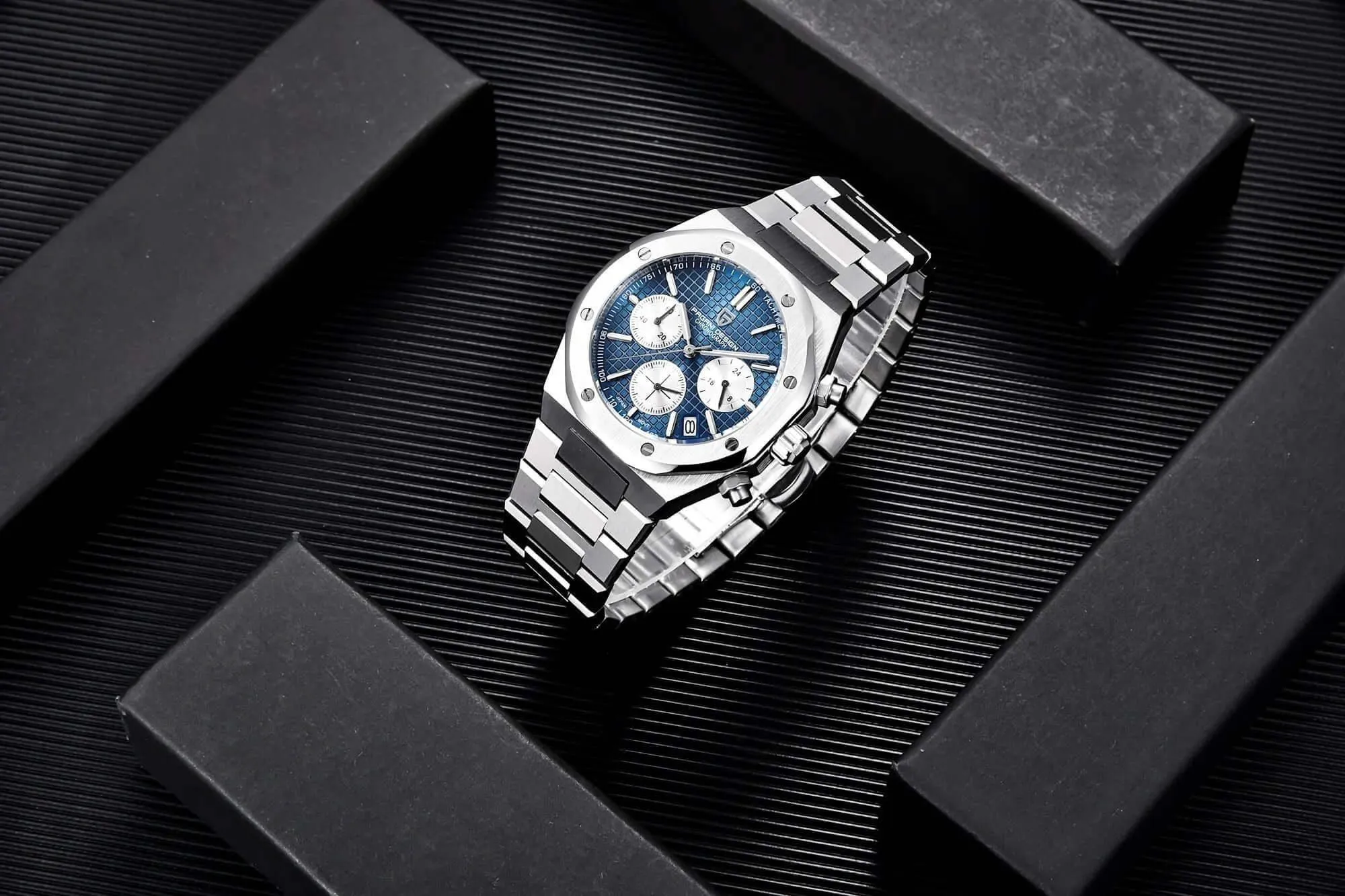 Men's Sapphire Dial Chronograph 200m Waterproof Sports Watch - Ode to Audemars Piguet's Royal Oak