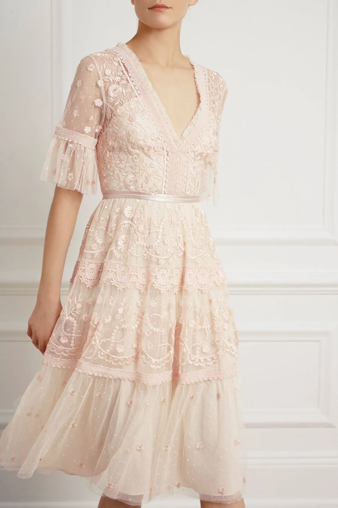 Midsummer Lace Dress