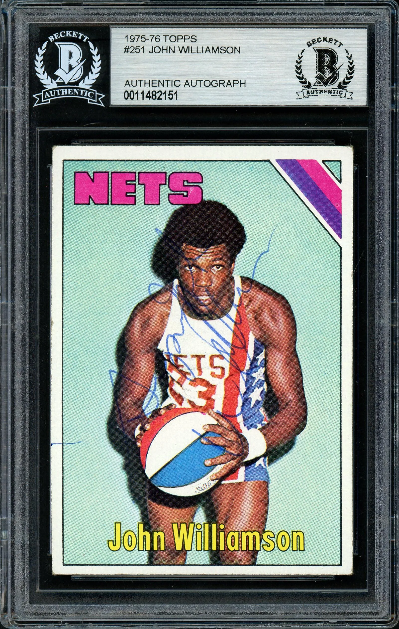 Super John Williamson Autographed 1975-76 Topps Card #251 New Jersey Nets Beckett BAS #11482151